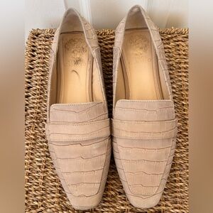 Vince Camuto Beige Zally‎ Faux Croc Leather Loafer Size 8.5M